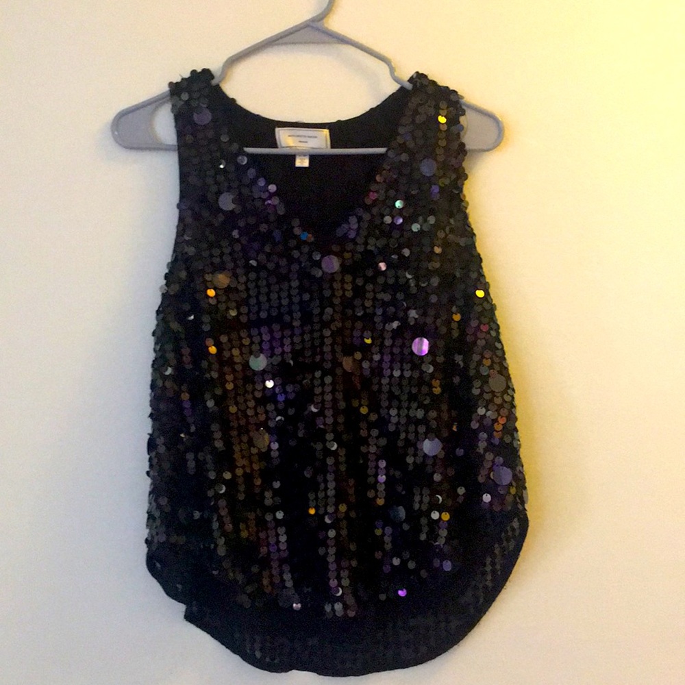 Women top